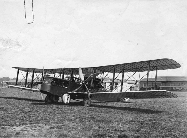 grahame-white aero limousine 31 jul 1919 0751-0076